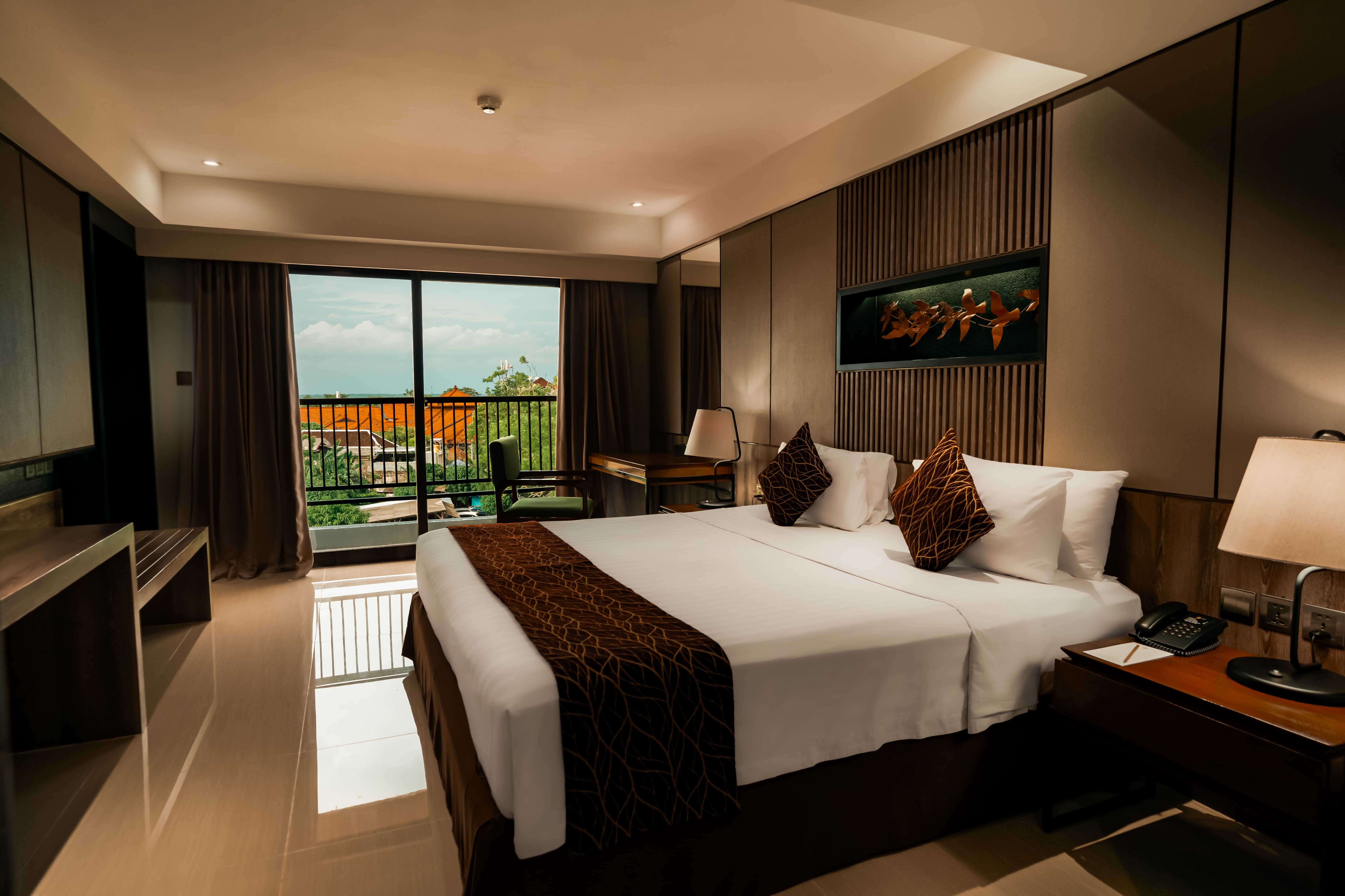 1737421149.4165_The_Nest_Hotel_Bali_executive_suite_room-4.jpg