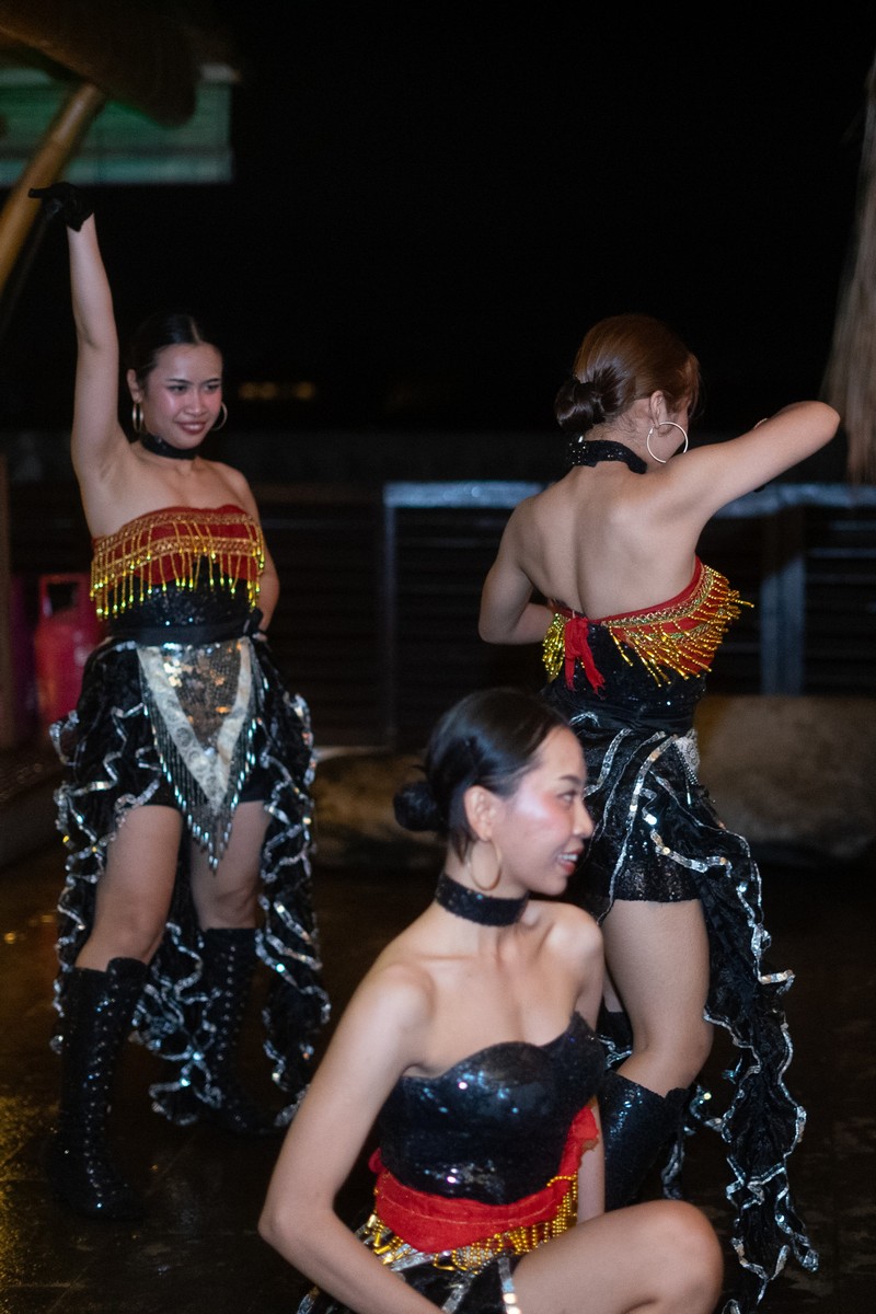 Latino thematic dance performance